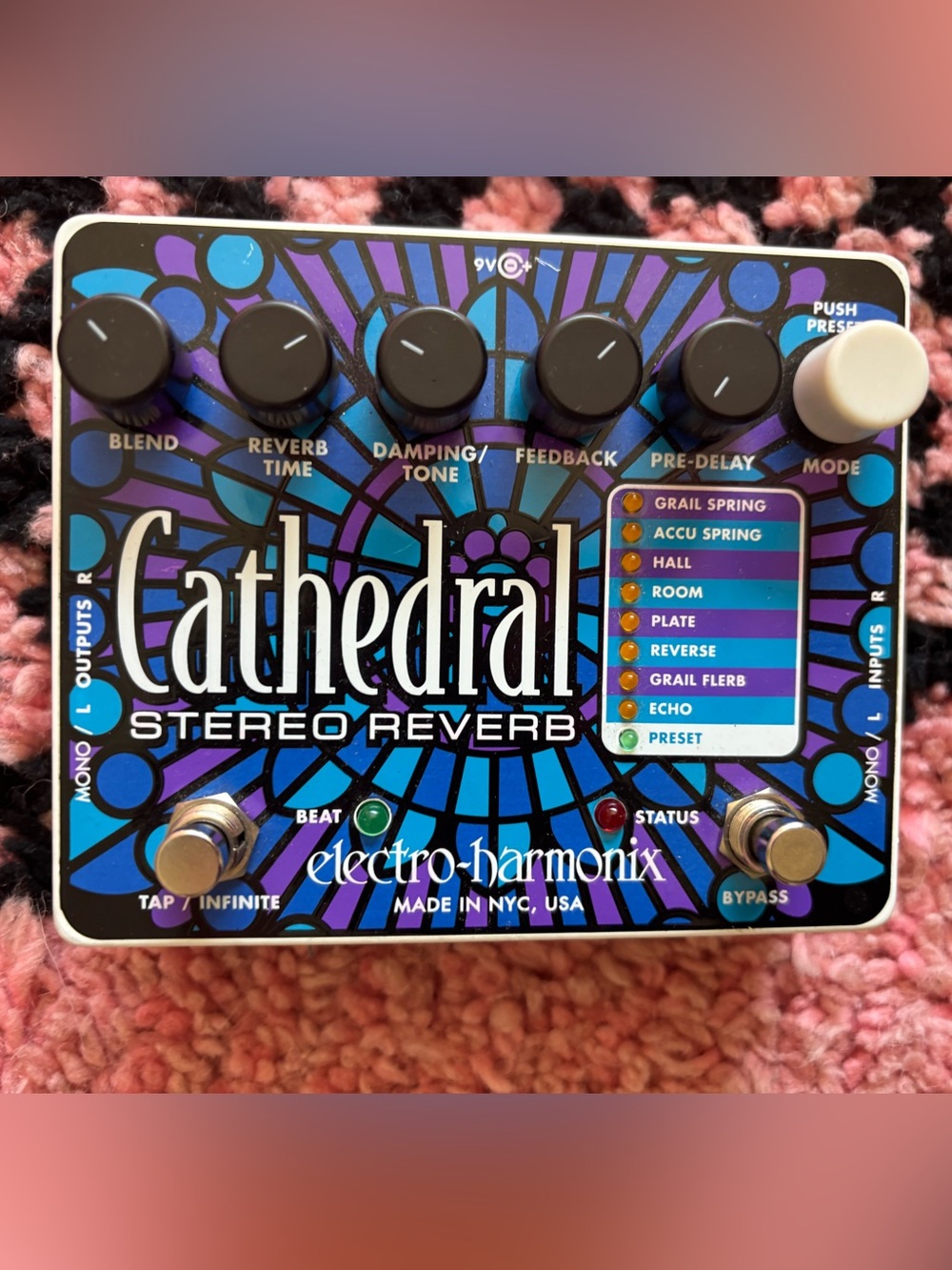 Electro-Harmonix Cathedral Stereo Reverb 8-Programmable Reverb Effect Pedal